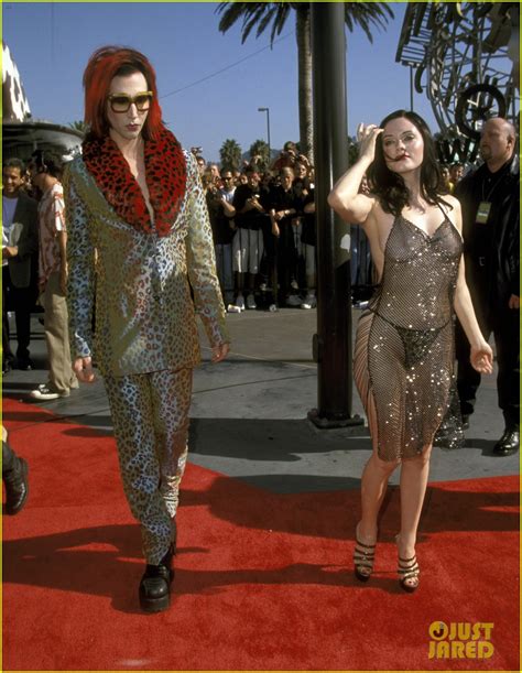 rose mcgowan 1998 vmas dress.